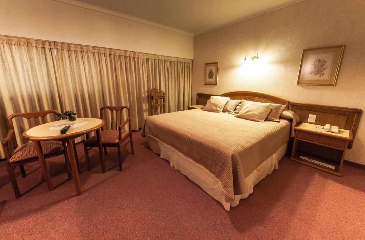 Hotel Libertador Trelew Ngoại thất bức ảnh